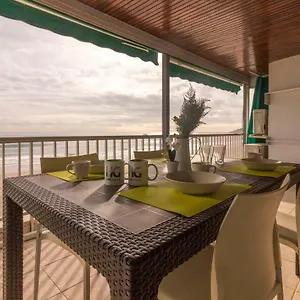 https://homego-bell-reco-deluxe.top-hotels-tarragona.com